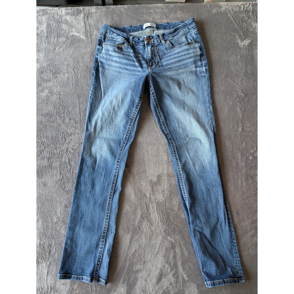 BKE Stella Low Rise Slim Fit Straight Leg Jeans Medium Wash Size 33x32 Womens